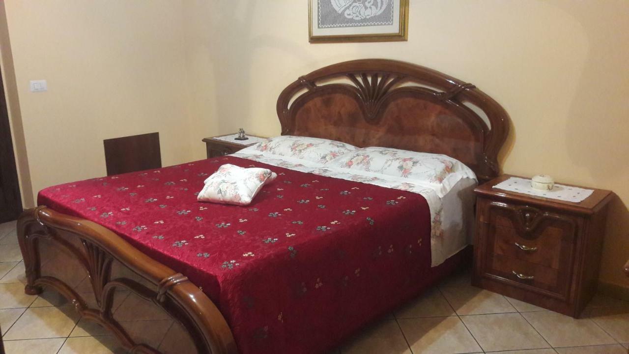 Ferienwohnung Residenza Monteleone Ardore Marina Exterior foto